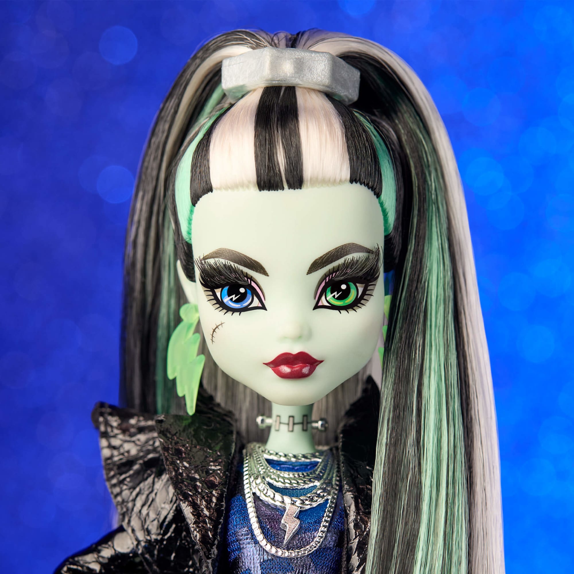 Monster High Doll School’s Out Frankie online Stein