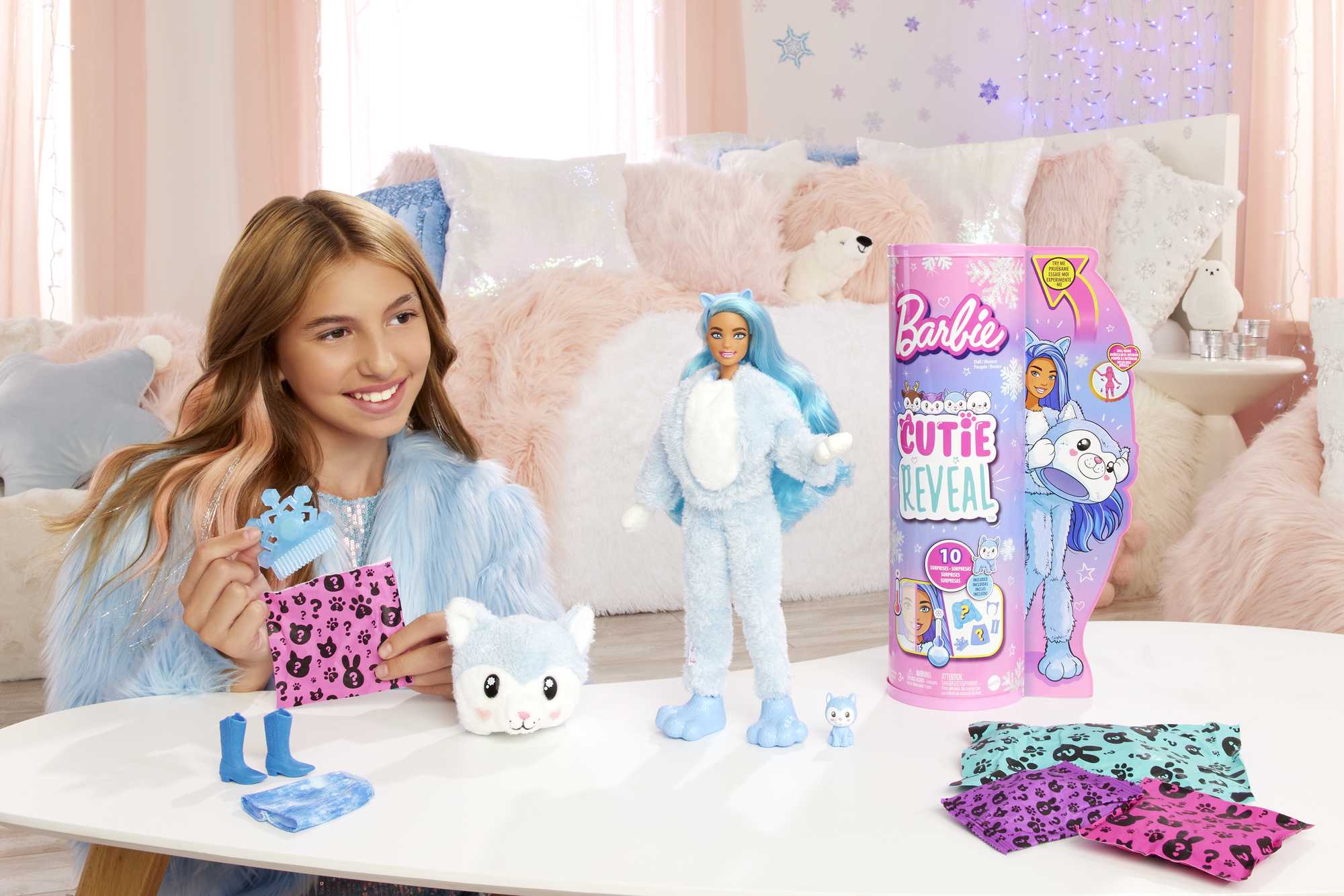 Barbie Cutie Reveal Magia D'Inverno Bambola Con Costume Da Husky Di Peluche