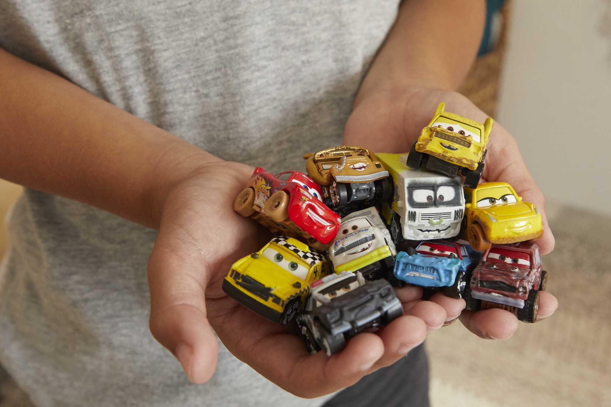 Coffret Voiture Cars Disney Paul Conrev Set Vehicule Miniature