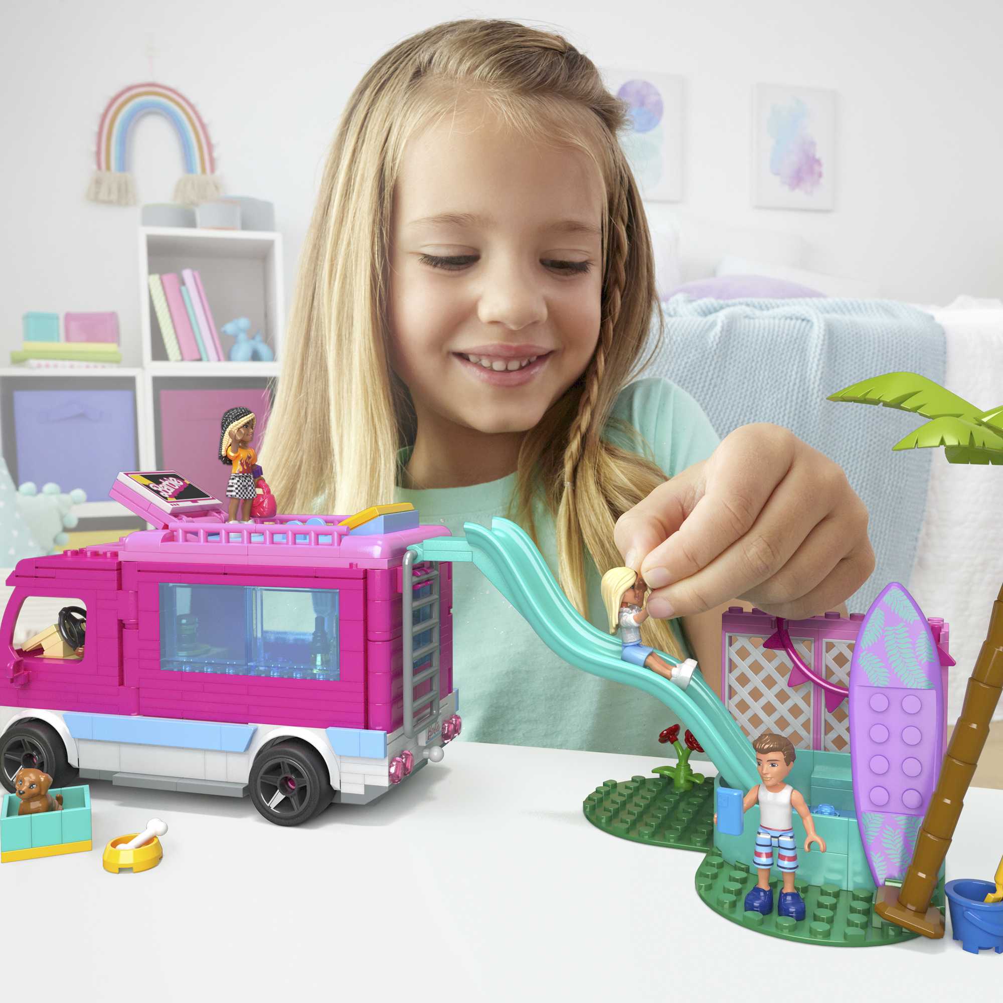 gioco barbie Smoothie station 20 accessori giocattolo per bambina mattel