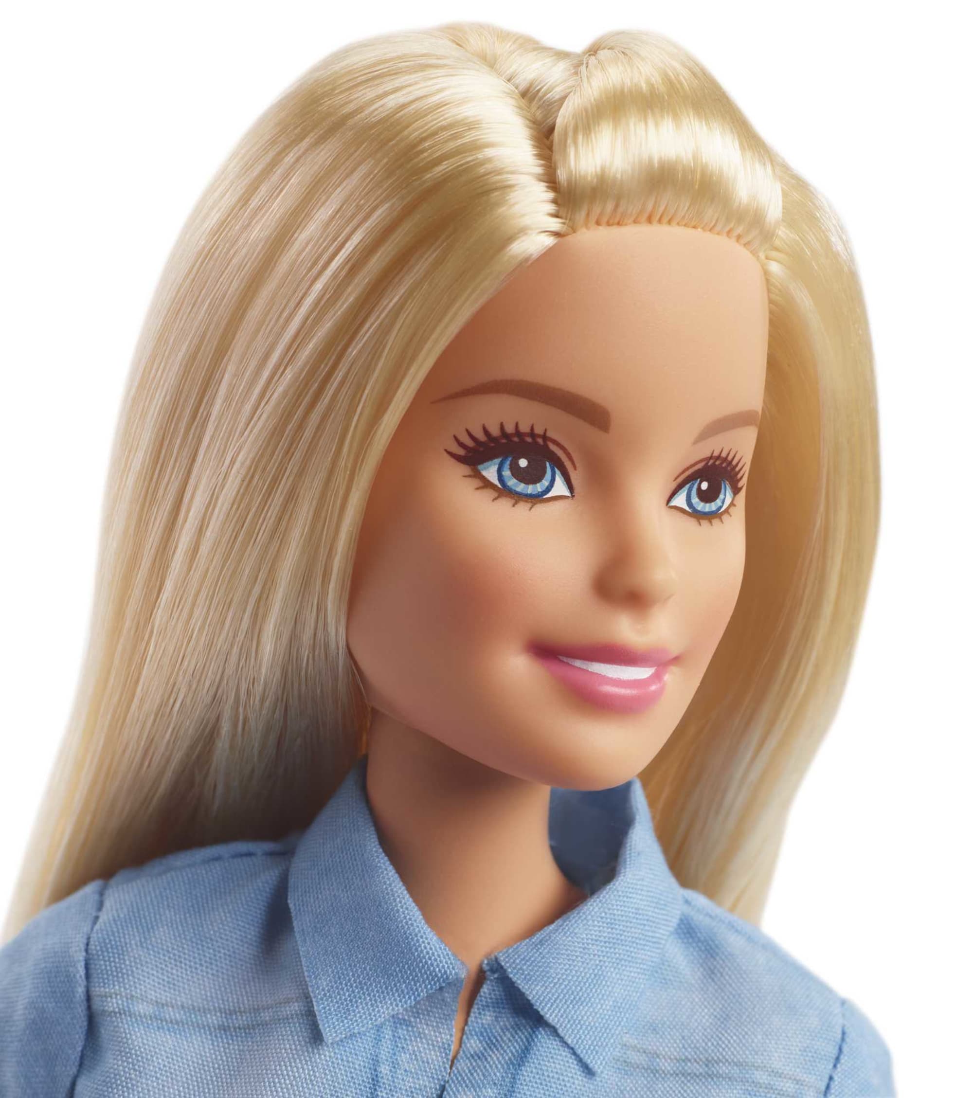 accessoires pour Barbie dans leur boîte d'origine jardinage - Barbie Mattel  - Label Emmaüs
