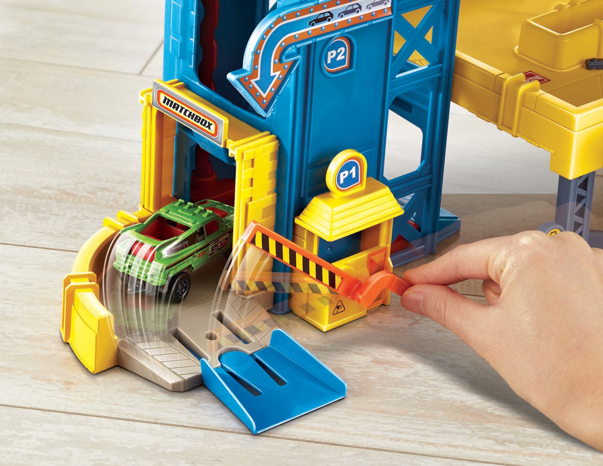 Matchbox store garage playset