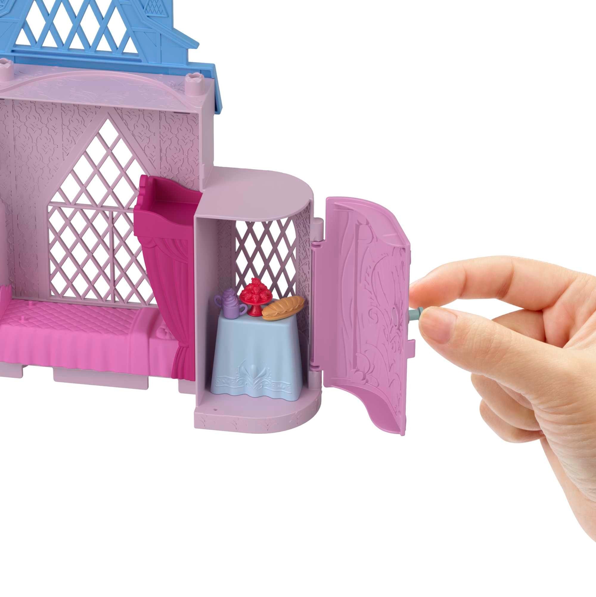  Mattel Disney Frozen Arendelle - Castillo de casa de muñecas  (2+ pies) con muñeca Elsa Fashion, 4 áreas de juego y 15 muebles y  accesorios de Disney's Frozen 2 : Juguetes y Juegos
