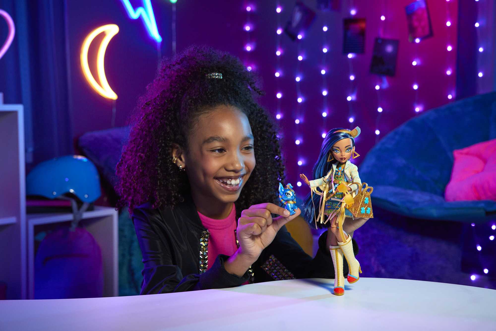 Poupée Monster High Cleo de Nile Poupées à habiller Poupée Monster High Cleo de Nile Poupées à habiller