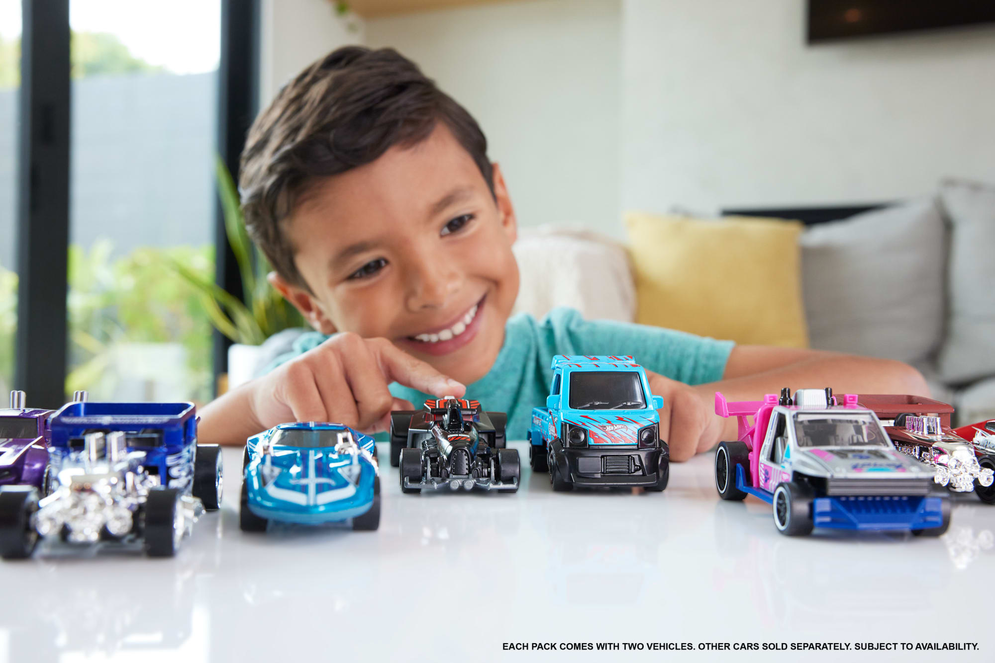 Hot Wheels Pack 2 Coches de Carreras Pull-Back Speeders Mattel